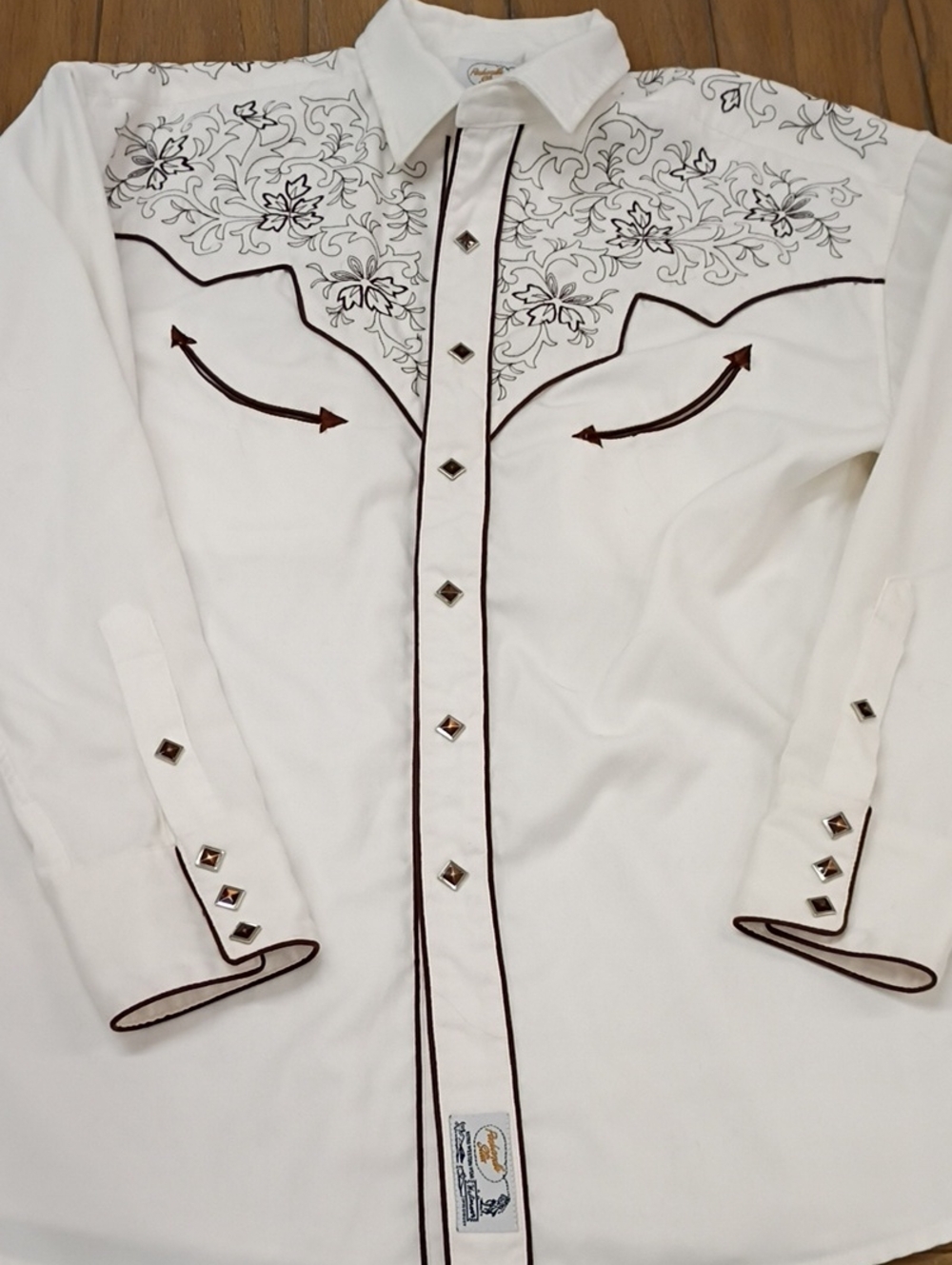 Western Panhandle Slim Emoidered Snap-Front Shirt - White, Onyx Buttons Size L